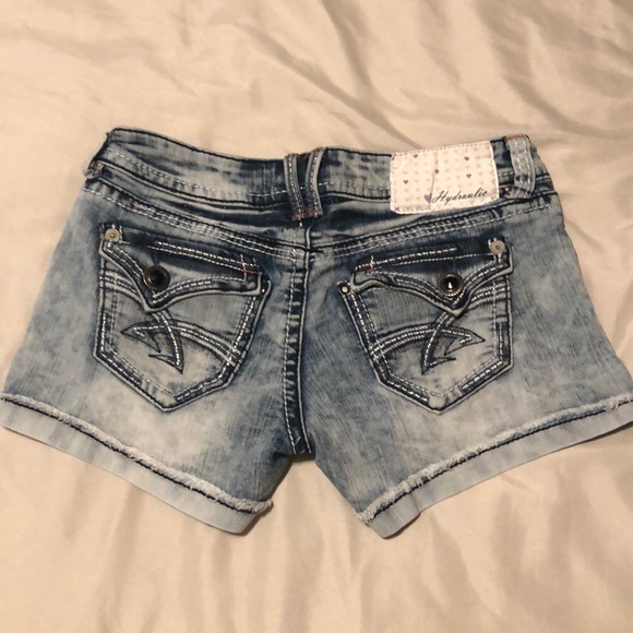 Hydraulic Jean Shorts - Picture 3 of 5